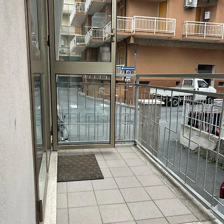 Il Nido Di Lory Apartamento Spotorno